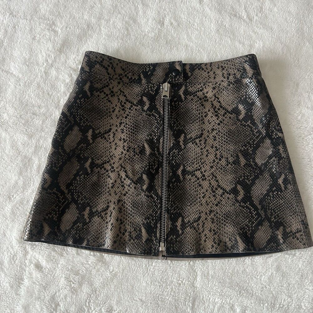 ALL  SAINTS Lena mini skirt in soft 100% goat Animal Snake Skin leather sz 0 - Picture 3 of 6